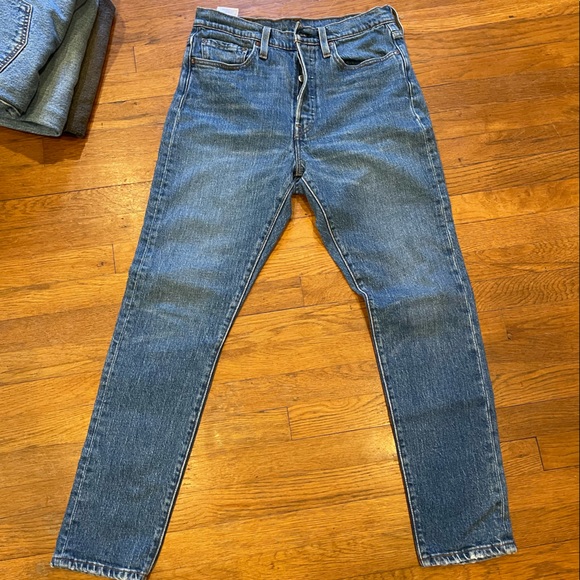 Levi’s 501 S denim blue jeans not distressed, no ankle fray. - Picture 3 of 4